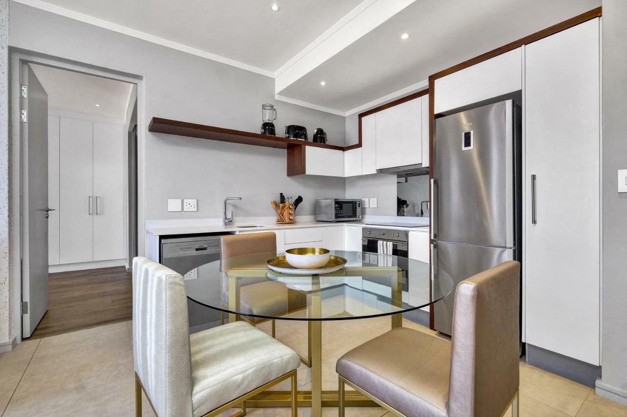 Sandton Apartment 15 West Road South Йоханнесбург Экстерьер фото